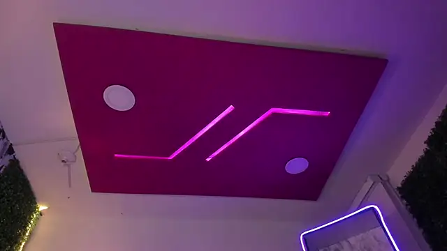 _liathompsom09 webcam