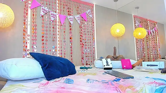 sabrina_shark_ webcam