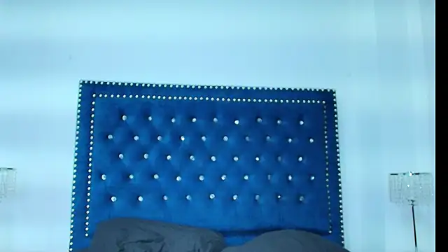 Cristal_and_luke webcam