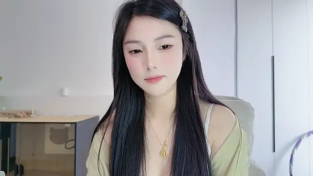 美女HaagenDazs_在线直播