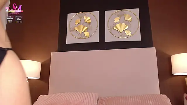 celine_golden1 webcam