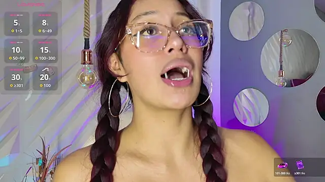 leyla_collinss webcam