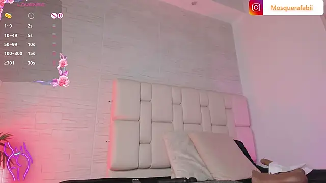 naina_deivis33 webcam