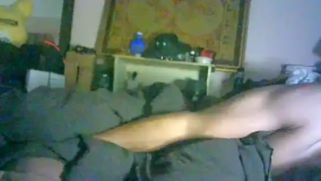 ON3YOULLN3VER_FIR3 webcam