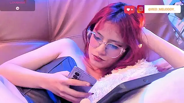 RedMeloddy webcam