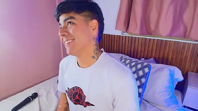 kiing_azahell webcam