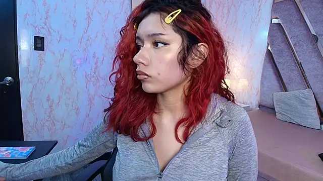 redd_pandaa - Redd_pandaa's free webcam - UK Sex Cams