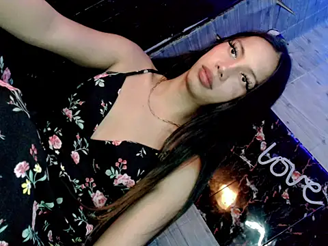 mariafuckme29 webcam