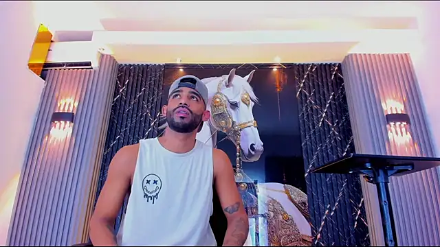 the_knights_of_the_night - The_knights_of_the_night's free webcam - UK Sex Cams