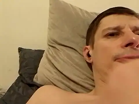 oioijajatjstrongkutasen - OioiJajaTJStrongKutasen's free webcam - UK Sex Cams