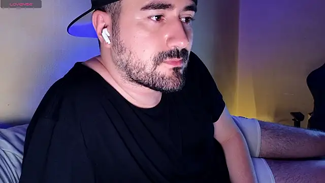 dominanttheo (M young) - im horny