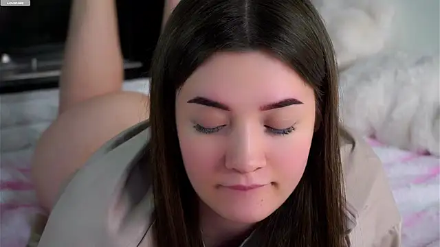 lowoncoming - LowOncoming's free webcam