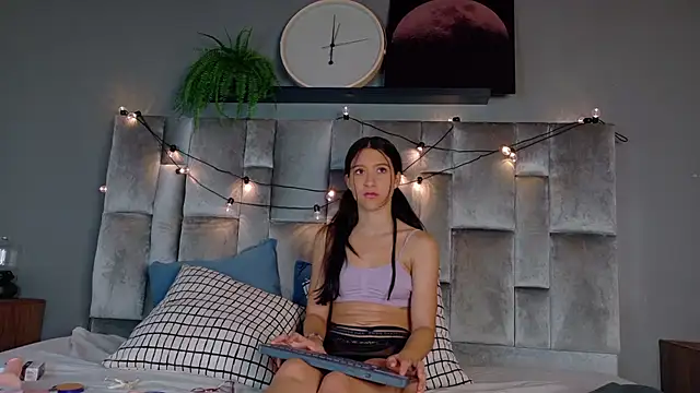 AmberStonne__ webcam