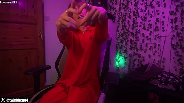 twinkben (M twink) - SPANK ASS 75x