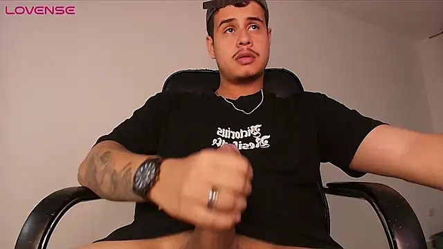 bjornsteel (M young) - biceps pose