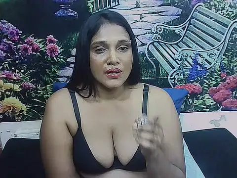 IndianSexyLady20 webcam