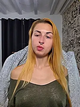 kylie_blck - Kylie_blck's free webcam - UK Sex Cams