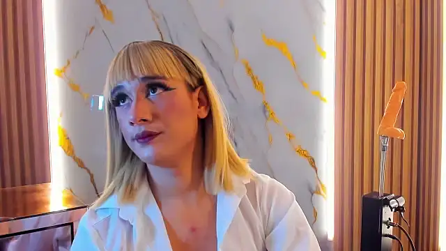 Marian_Cristal webcam