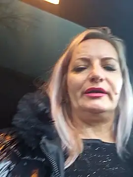 ladytouch - LadyTouch's free webcam - UK Sex Cams