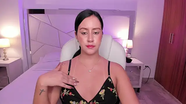 Natasha_Kiim_ webcam