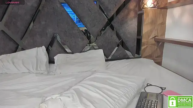 sussy_vixen - Sussy_Vixen's free webcam - UK Sex Cams