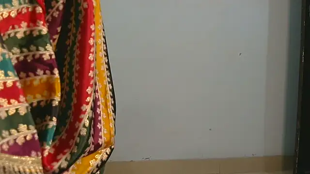 Aarti_misty71 webcam