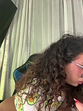 Samantha_Bernardo webcam