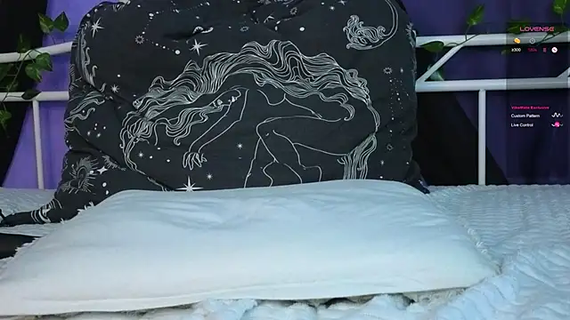 Scarlettsrorm webcam