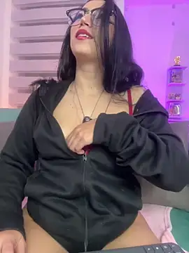 sophie_cute66 - Sophie_cute66's free webcam - UK Sex Cams