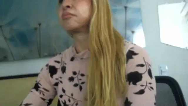 Mirianzapata_1 webcam