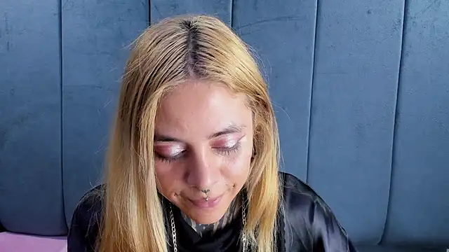 Dakota_Angell_ webcam