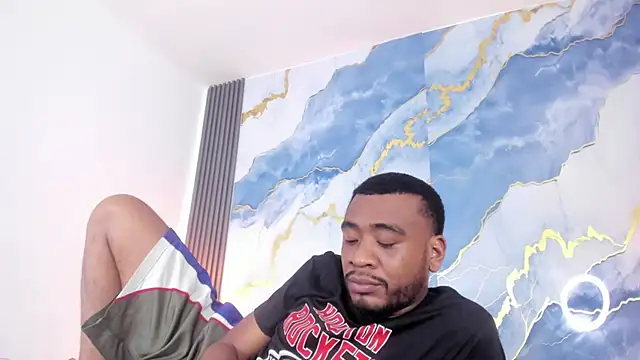 Kylieandjhonny webcam