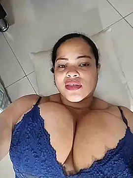 Webcam Model (sweetpe)  is live.Free join now!