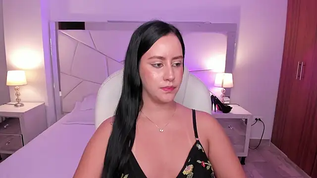 Natasha_Kiim_ webcam