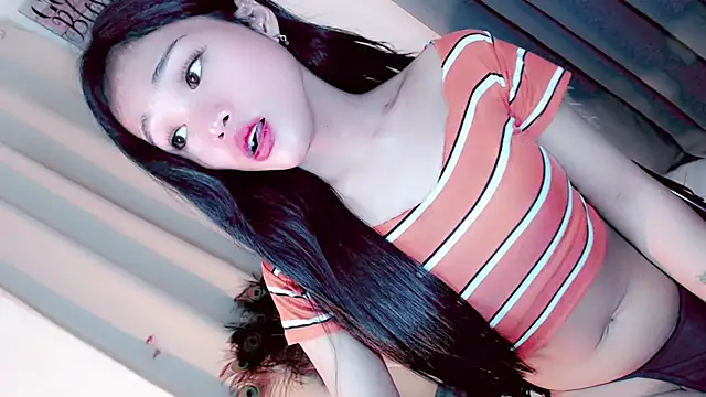 amomentoflust99 - Amomentoflust99's free webcam - UK Sex Cams