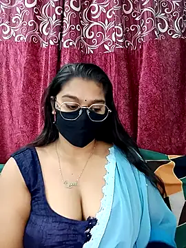 Webcam Model (Jasmine_jaaan)  is live.Free join now!