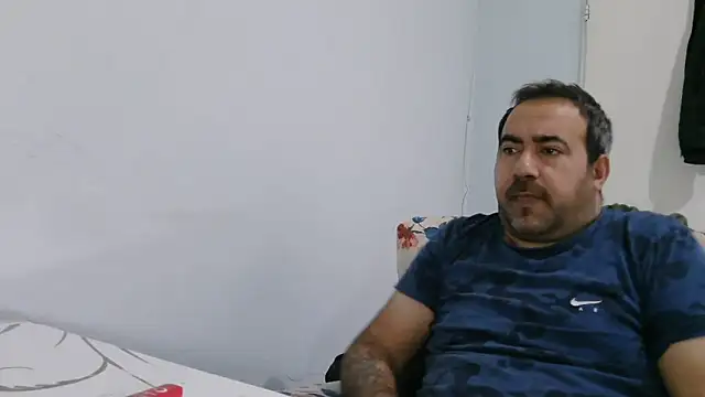 big_snakee (Ask my age) - Does anyone want sperm? :wanker: