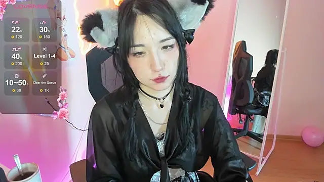 AliceeinWonderlanddd webcam