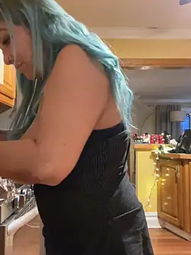 LittleMissEeve webcam