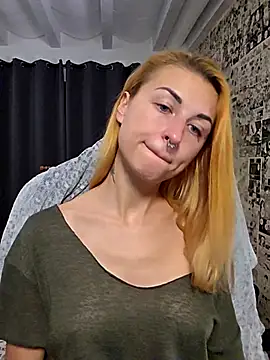 kylie_blck (F young) - Facesitting cam+1PUSSYPIC