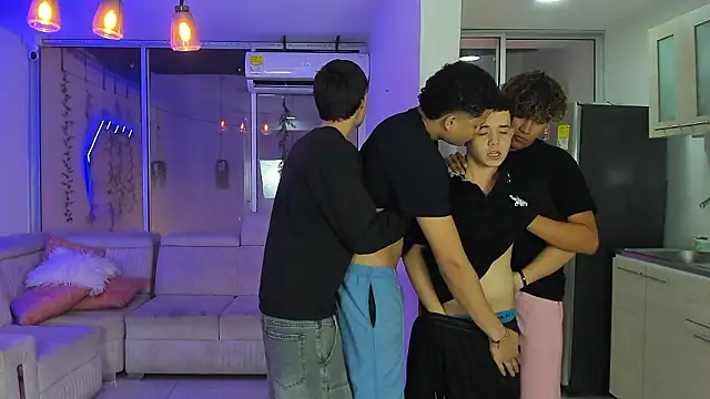 Houseofwarrios webcam