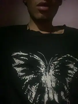 hejufe18 - Hejufe18's free webcam - UK Sex Cams