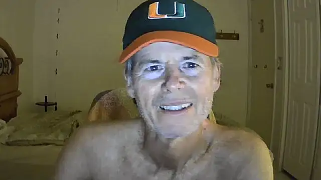 nakeedcowboi65 webcam