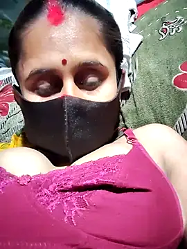 Divya_Chandok webcam