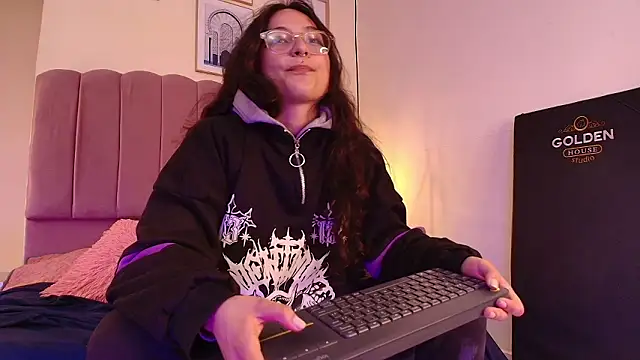 hanabie_ - Hanabie_'s free webcam