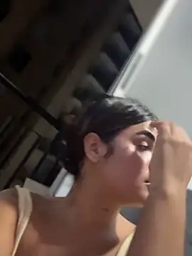 kaily_sweet16 (F teen) - Silence friends at home fuck me balcony