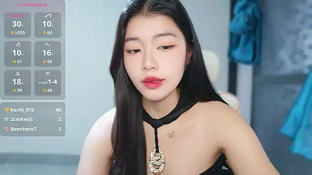 美女-XiaoYu-777在线直播