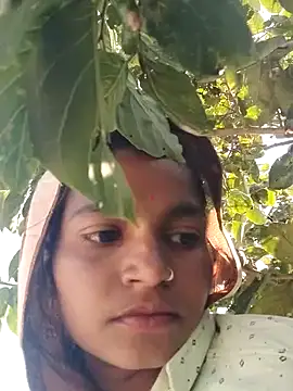 Gungun_thakur webcam