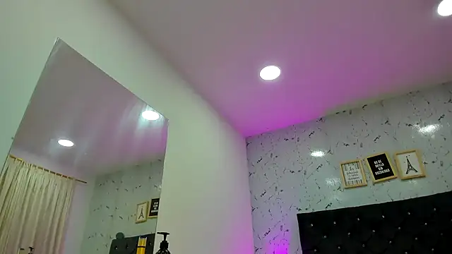 Alma_Stevenson webcam