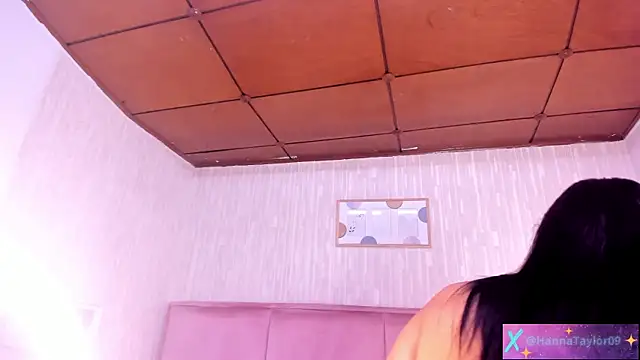 HannaTaylor webcam